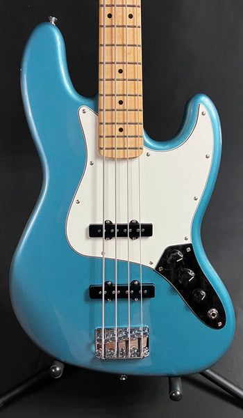 Fender Player Jazz Bass 4-String Bass Guitar Tidepool Finish (008)