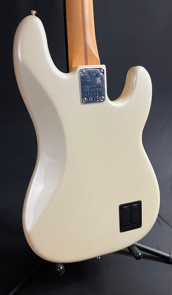 Fender Player Plus Active Precision Bass Left-Handed 4-String Bass Guitar Olympic Pearl w/ Gig Bag
