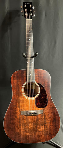 Eastman E1D-CLA Dreadnought Acoustic Guitar Satin Classic Finish w/ Gig Bag