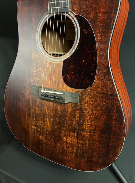 Eastman E1D-CLA Dreadnought Acoustic Guitar Satin Classic Finish w/ Gig Bag