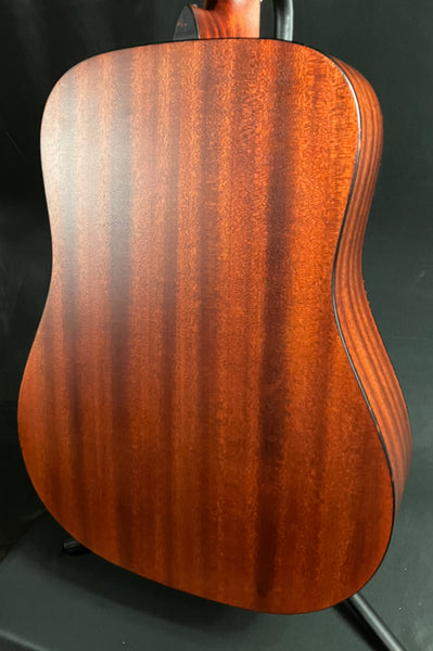Eastman E1D-CLA Dreadnought Acoustic Guitar Satin Classic Finish w/ Gig Bag