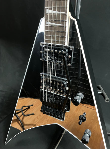 Jackson Pro Plus Series Rhoads RR24 Mirror Electric Guitar Mirror Finish w/ Gig Bag