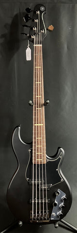 Yamaha BB735A Broad Bass 5-String Bass Guitar Translucent Matte Black w/ Gig Bag (038)
