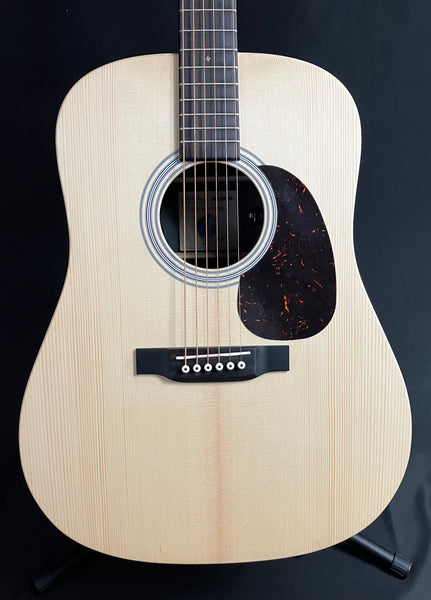 Martin D-X2E Billy Strings Dreadnought Acoustic-Electric Guitar Natural Satin w/ Gig Bag