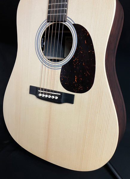 Martin D-X2E Billy Strings Dreadnought Acoustic-Electric Guitar Natural Satin w/ Gig Bag