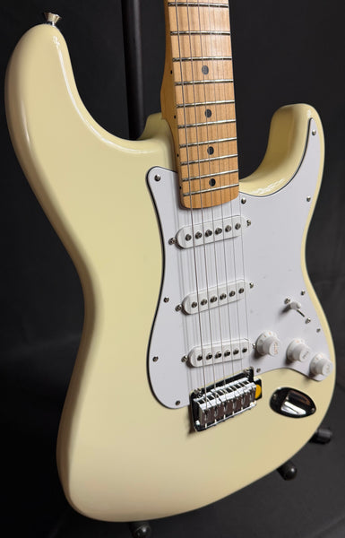 Fender Standard Stratocaster (2025) Electric Guitar Olympic White Finish (040)