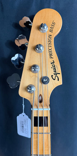 Squier Classic Vibe 70's Precision Bass 4-String Bass Guitar Gloss Black Finish (870)