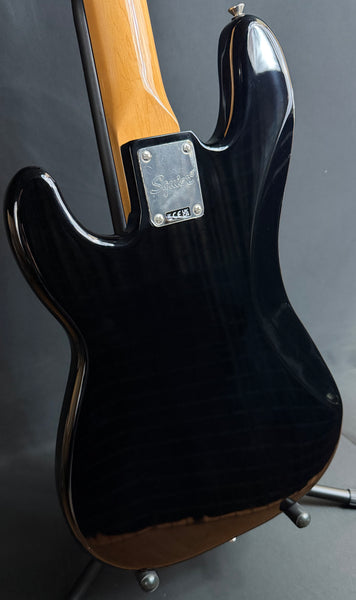 Squier Classic Vibe 70's Precision Bass 4-String Bass Guitar Gloss Black Finish (870)