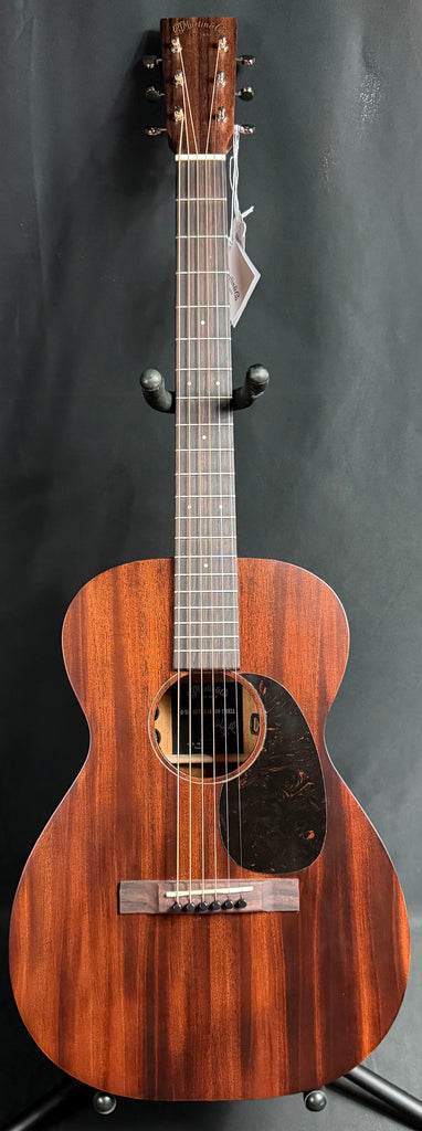 Martin 0-10E Retro Jason Isbell Parlor Acoustic-Electric Guitar Natural w/ Soft Case (640)