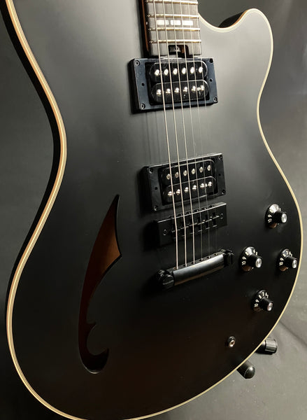 EVH SA-126 Special Semi-Hollow Electric Guitar Stealth Black Finish w/ OHSC