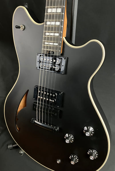 EVH SA-126 Special Semi-Hollow Electric Guitar Stealth Black Finish w/ OHSC