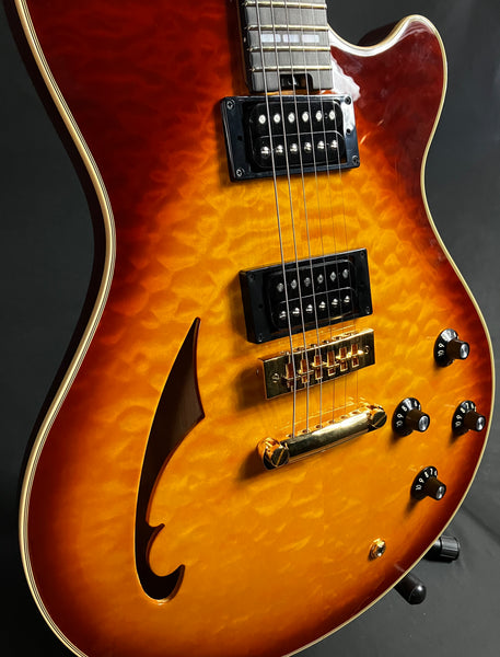 EVH SA-126 Special QM Semi-Hollow Electric Guitar Tobacco Burst Finish w/ OHSC