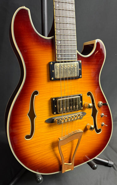 Eastwood Classic 6 TA PH Hollow Body Electric Guitar Tobacco Sunburst w/ OHSC