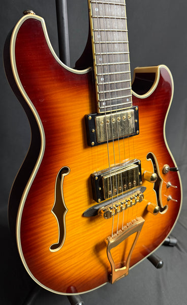 Eastwood Classic 6 TA PH Hollow Body Electric Guitar Tobacco Sunburst w/ OHSC