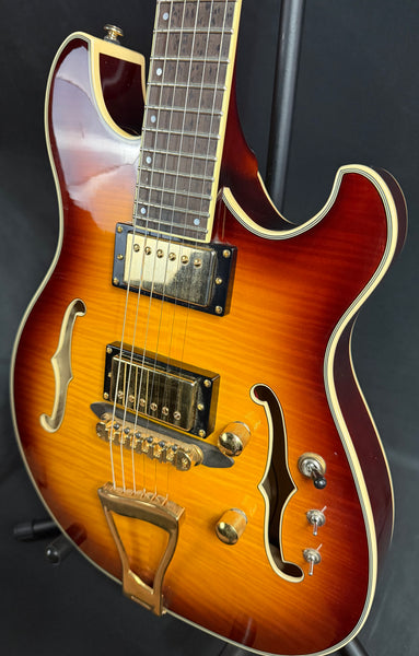 Eastwood Classic 6 TA PH Hollow Body Electric Guitar Tobacco Sunburst w/ OHSC