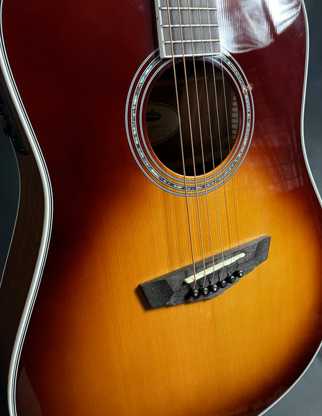 D'Angelico Premier Series Lexington Dreadnought Acoustic-Electric Guitar Iced Tea Burst