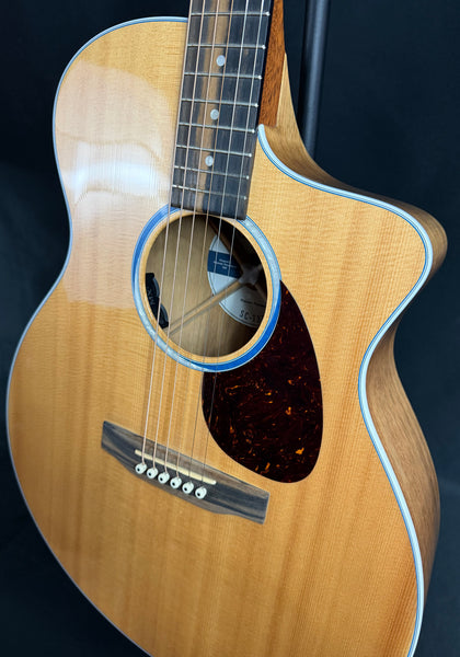 Martin SC-13E Cutaway Acoustic-Electric Guitar Gloss Natural Finish w/ Soft Case