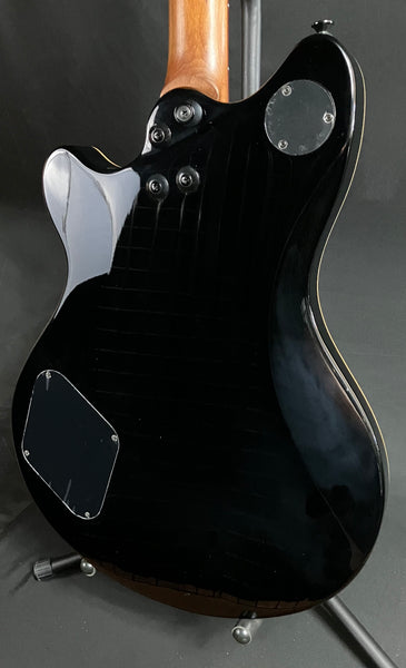 EVH SA-126 Standard Semi-Hollow Body Electric Guitar Piano Black Finish