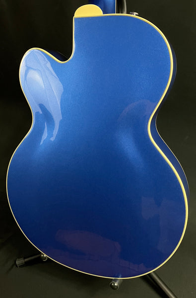 Gretsch G2420T Streamliner Hollow Body Electric Guitar w/ Bigsby Fairlane Blue
