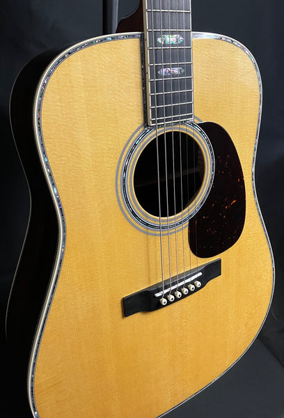 Martin D-45 Dreadnought Acoustic Guitar Vintage Natural Finish w/ Hardshell Case