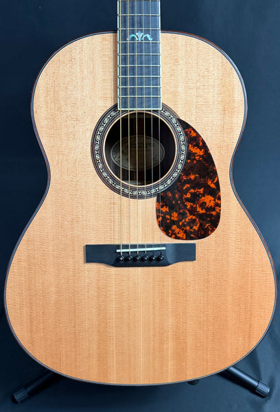 Larrivee L-19 Rosewood Flying Eagle Reissue Acoustic Guitar Gloss Natural w/ Case