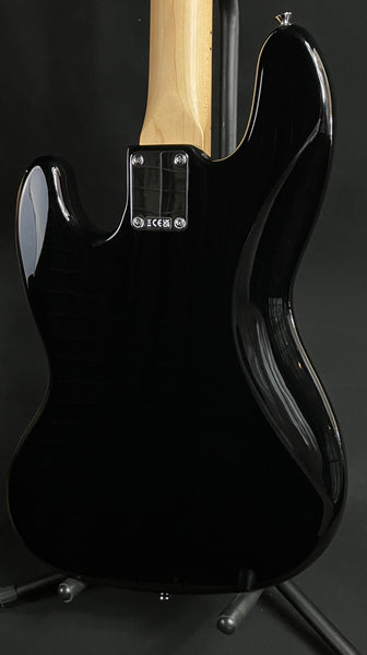 Fender Standard Jazz Bass (2025) 4-String Bass Guitar Gloss Black