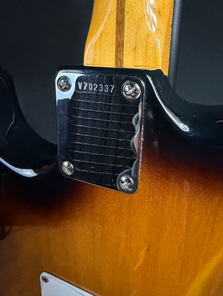 Fender 70th Anniversary American Vintage II 1954 Stratocaster Electric Guitar 2-Tone Sunburst w/ OHSC