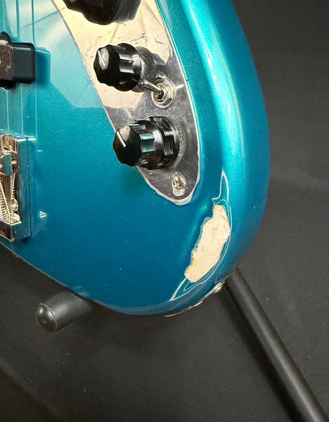 Squier Classic Vibe Active 70's Jazz Bass 4-String Bass Guitar Ocean Turquoise (173)