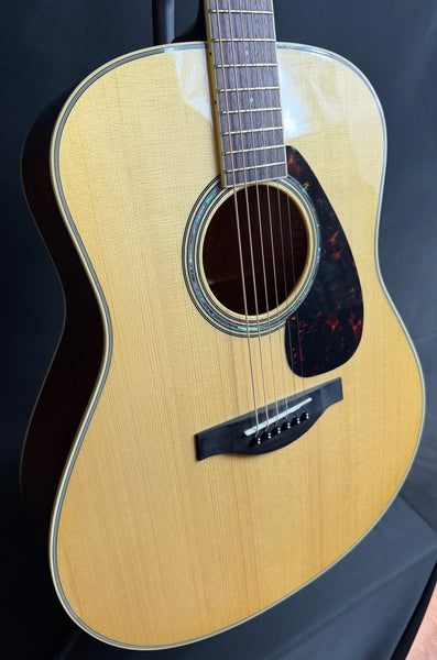 Yamaha LL6M ARE Mahogany Dreadnought Acoustic-Electric Guitar Gloss Natural w/ Case