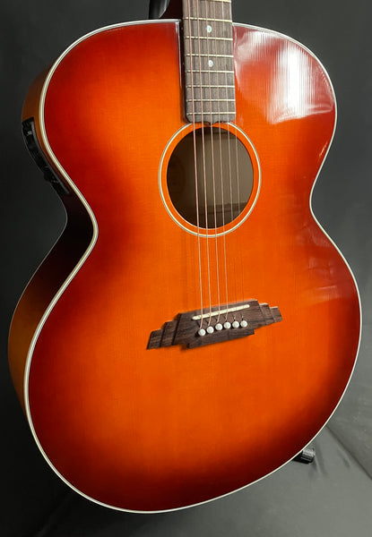 Blueridge BG-1500E Super Jumbo Acoustic-Electric Guitar Cherry Sunburst