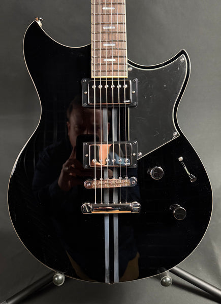 Yamaha RSS20 Revstar Standard Electric Guitar Gloss Black Finish w/ Gig Bag (322)