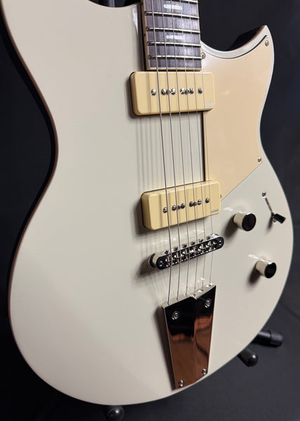 Yamaha RSS02T Revstar Standard Electric Guitar Vintage White Finish w/ Gig Bag