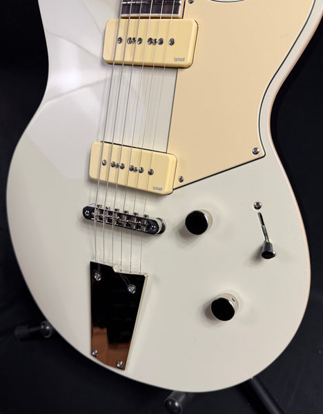 Yamaha RSS02T Revstar Standard Electric Guitar Vintage White Finish w/ Gig Bag