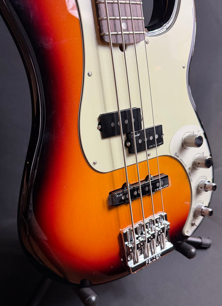 Fender American Ultra Precision Bass 4-String Bass Guitar Ultraburst Finish w/ OHSC