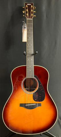 Yamaha LL16BS Handcrafted A.R.E. Acoustic-Electric Guitar Brown Sunburst w/ Case