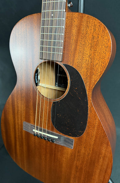 Martin 0-10E Retro Jason Isbell Parlor Acoustic-Electric Guitar Natural w/ Soft Case