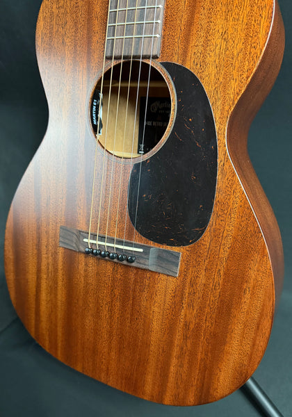 Martin 0-10E Retro Jason Isbell Parlor Acoustic-Electric Guitar Natural w/ Soft Case