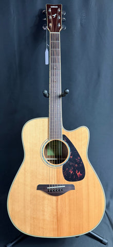 Yamaha FGX830C Dreadnought Cutaway Acoustic-Electric Guitar Natural w/ Case