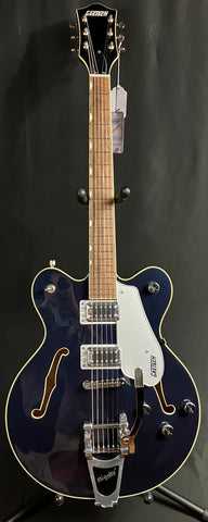 Gretsch G5622T Electromatic Semi-Hollow Body Electric Guitar Midnight Sapphire Finish