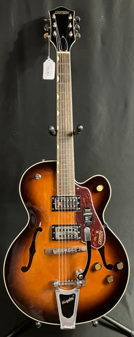 Gretsch G2420T Streamliner Hollow Body Electric Guitar Robusto Burst