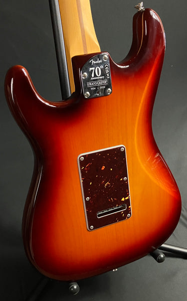 Fender 70th Anniversary American Professional II Stratocaster Electric Guitar Comet Burst w/ OHSC