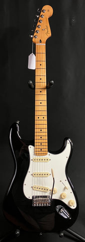 Fender Player II Stratocaster Electric Guitar Gloss Black Finish