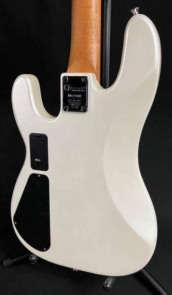 Charvel Pro-Mod San Dimas Bass PJ IV 4-String Bass Guitar Platinum Pearl w/ Gig Bag