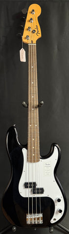 Fender Standard Precision Bass (2025) 4-String Bass Guitar Gloss Black Finish
