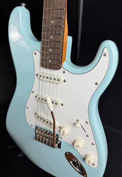 Squier FSR Classic Vibe 70's Stratocaster Electric Guitar Sonic Blue Finish (702)
