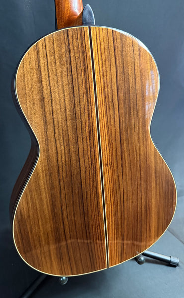 Alvarez Yairi CYM75 Concert Classical Acoustic Guitar Gloss Natural Finish w/ OHSC