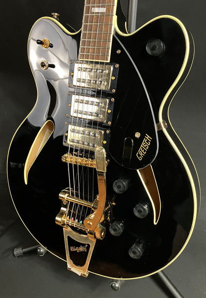 Gretsch G2627TG Center Block 3-Pickup Electric Guitar Gloss Black w/ Gold Hardware