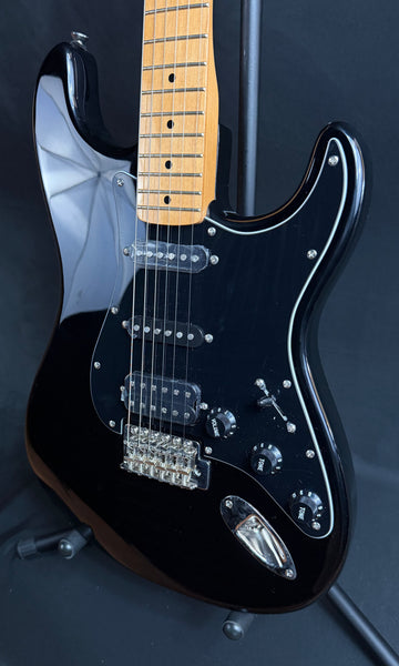Squier Classic Vibe 70's Stratocaster HSS Electric Guitar Gloss Black (185)