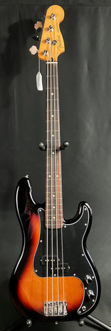 Fender Player II Precision Bass 4-String Bass Guitar 3-Tone Sunburst Finish