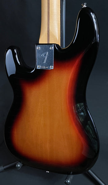 Fender Player II Precision Bass 4-String Bass Guitar 3-Tone Sunburst Finish